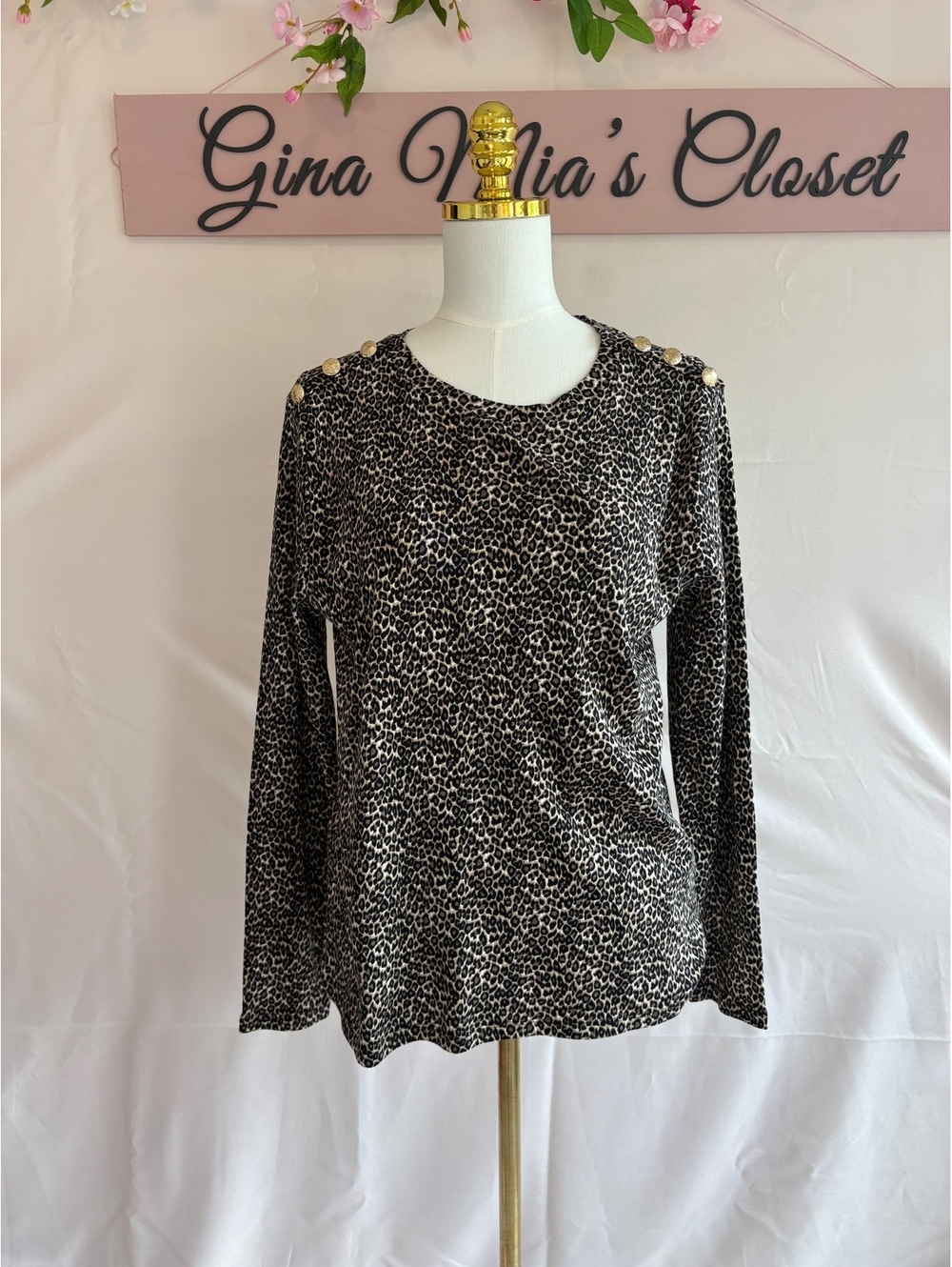 Rafaella Women's Large Black Leopard Print Long Sleeve Top with Shoulder Buttons